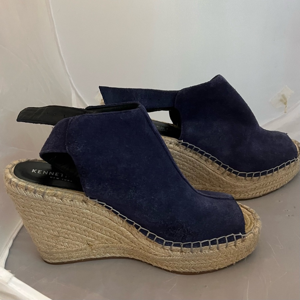 Kenneth Cole Blue Wedge Sandals with Peep-Toe with Box